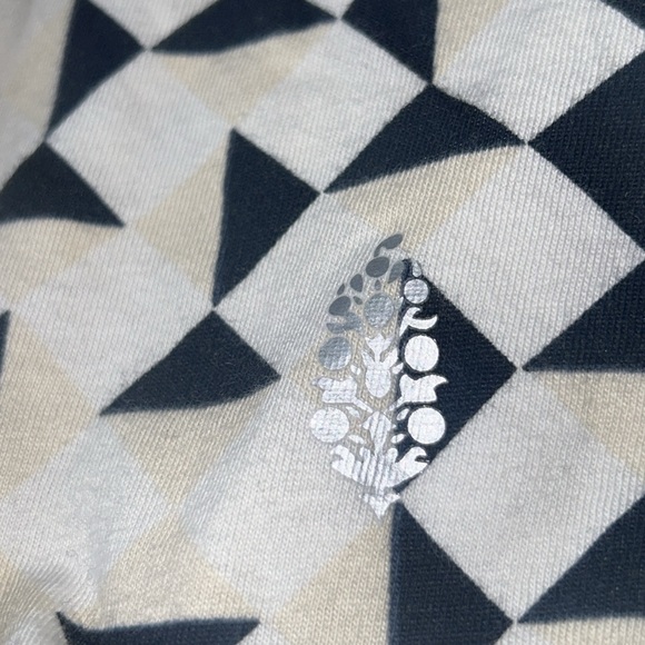 Free People  Movement Boxy Geometric Tank Top - Picture 6 of 7